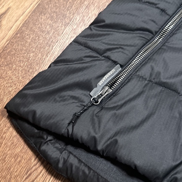 Sold - Picture 3 of 10